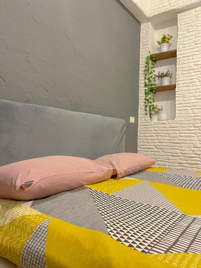 Giusino Home - CENTRO STORICO Palermo Esterno foto
