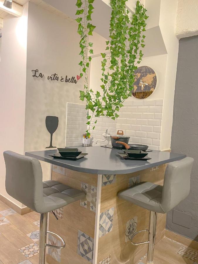 Giusino Home - CENTRO STORICO Palermo Esterno foto