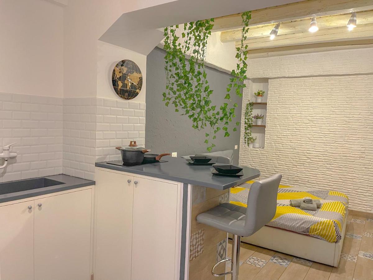 Giusino Home - CENTRO STORICO Palermo Esterno foto